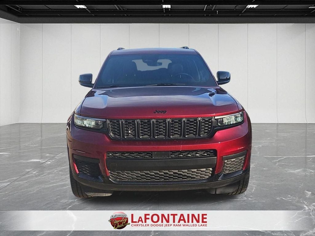2025 Jeep Grand Cherokee L Altitude 4x4