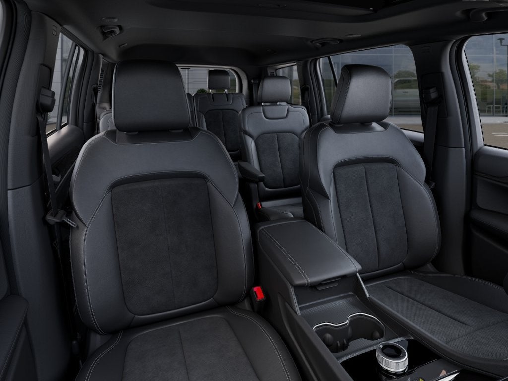 2027 Jeep Grand Cherokee L GRAND CHEROKEE L LAREDO ALTITUDE 4X4