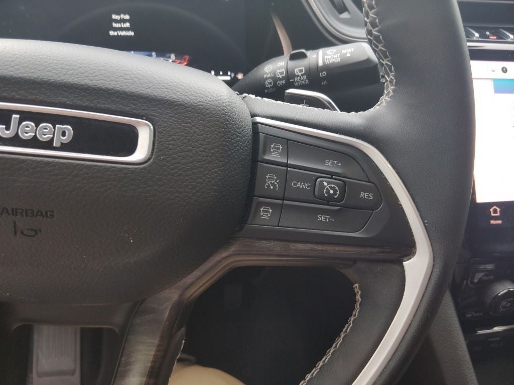 2023 Jeep Grand Cherokee L Limited 4x4