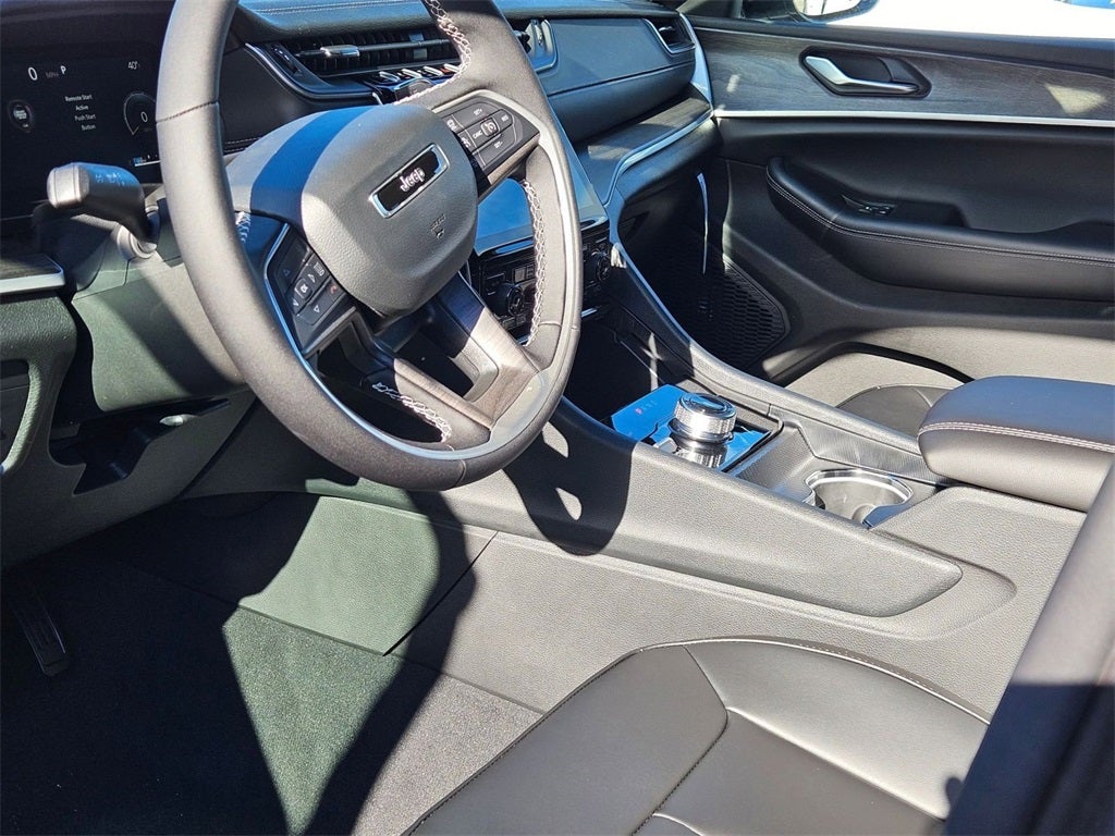 2025 Jeep Grand Cherokee L GRAND CHEROKEE L LIMITED 4X4