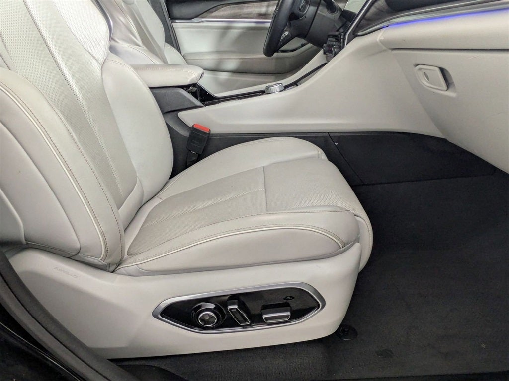 2023 Jeep Grand Cherokee L Overland 4x4