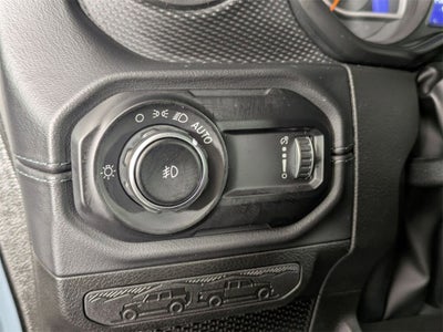 2024 Jeep Wrangler 4-Door Recon 4x4