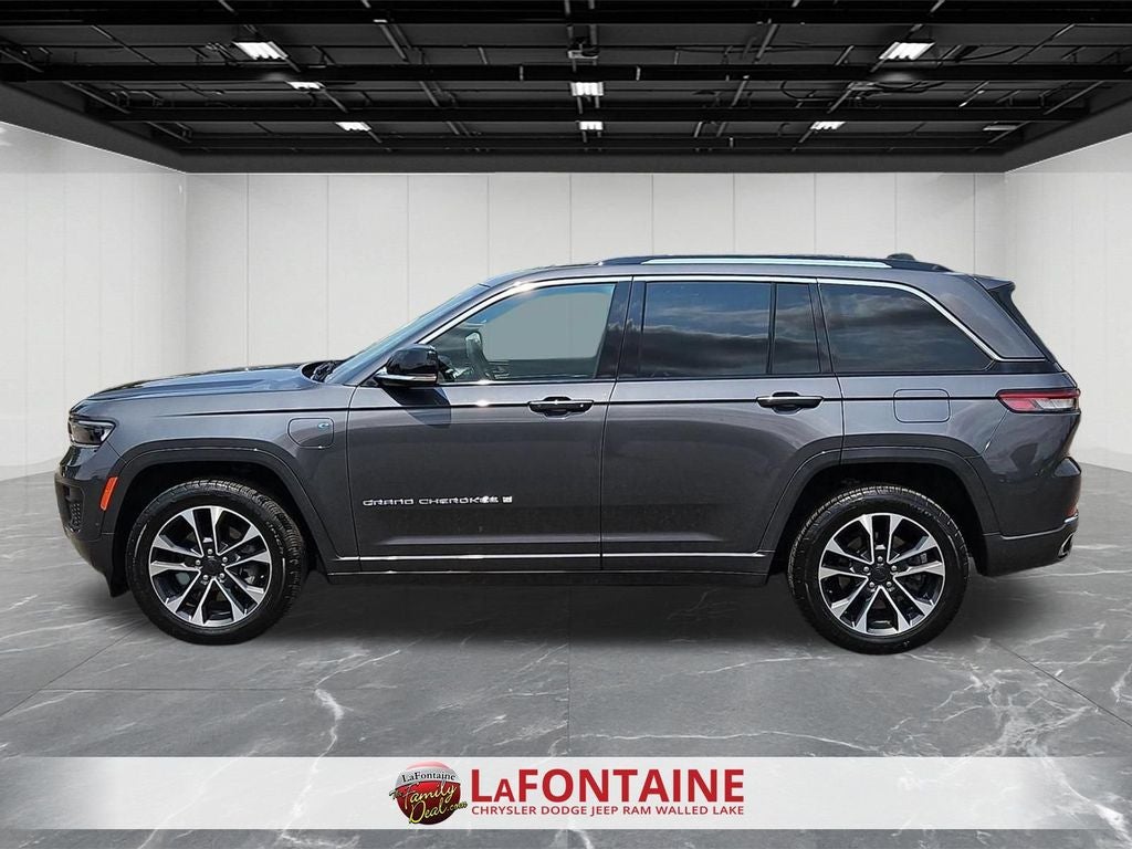 2022 Jeep Grand Cherokee 4xe Overland 4x4