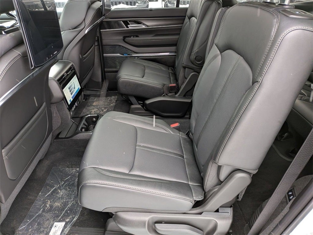 2026 Jeep Grand Wagoneer GRAND WAGONEER SUMMIT OBSIDIAN 4X4