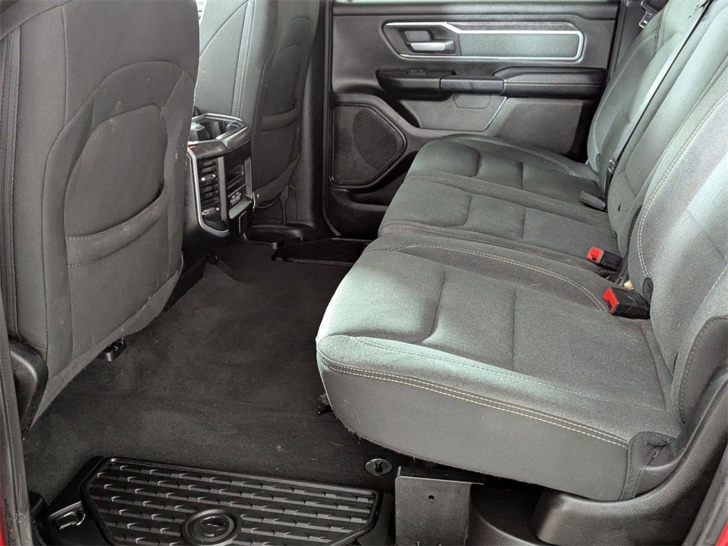 2022 RAM 1500 Big Horn Crew Cab 4x4 5'7' Box