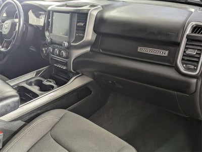 2022 RAM 1500 Big Horn Crew Cab 4x4 5'7' Box