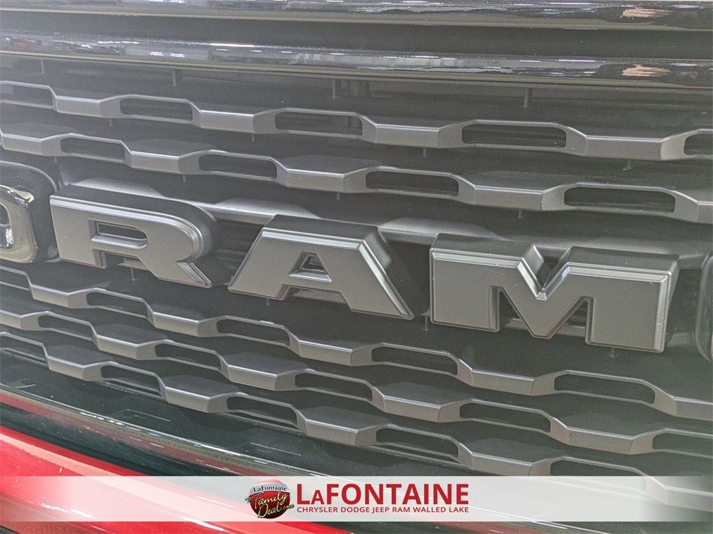 2022 RAM 1500 Big Horn Crew Cab 4x4 5'7' Box