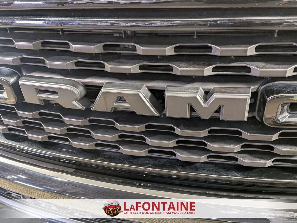 2023 RAM 1500 Big Horn Crew Cab 4x4 5'7' Box