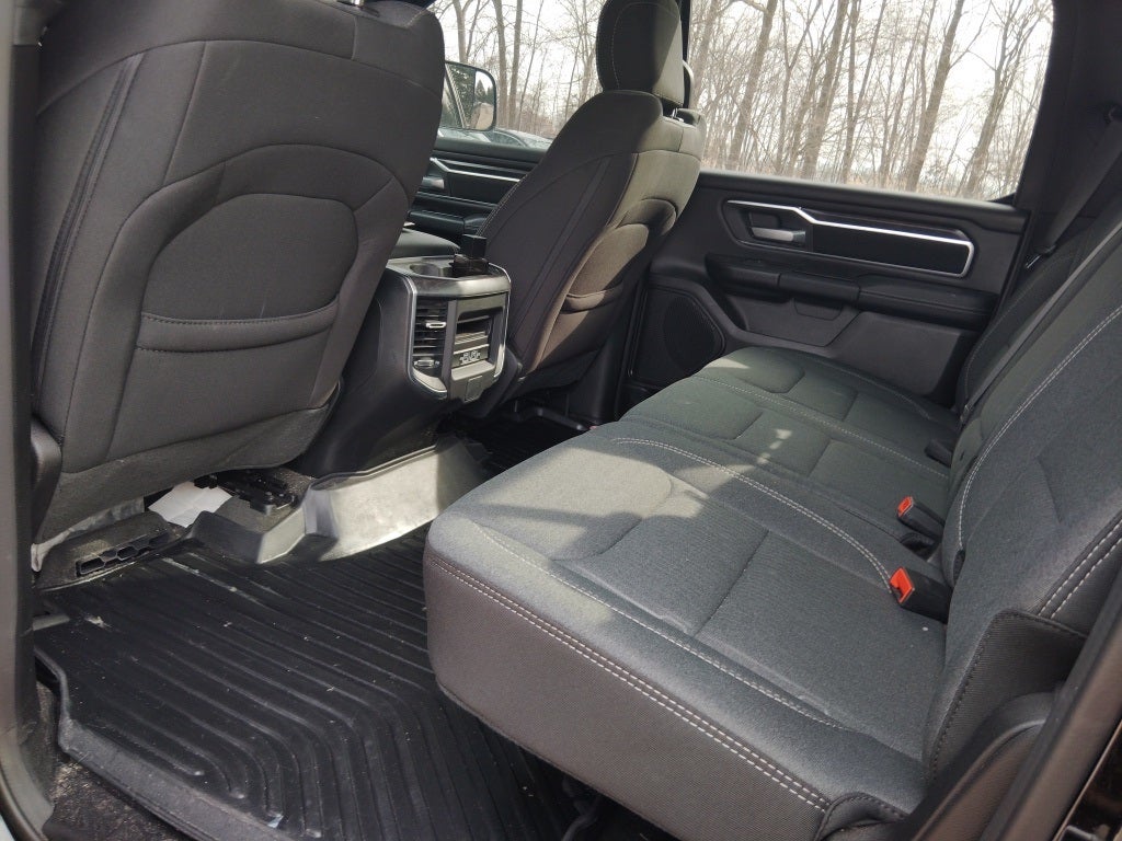 2024 RAM 1500 Big Horn Crew Cab 4x4 5'7' Box