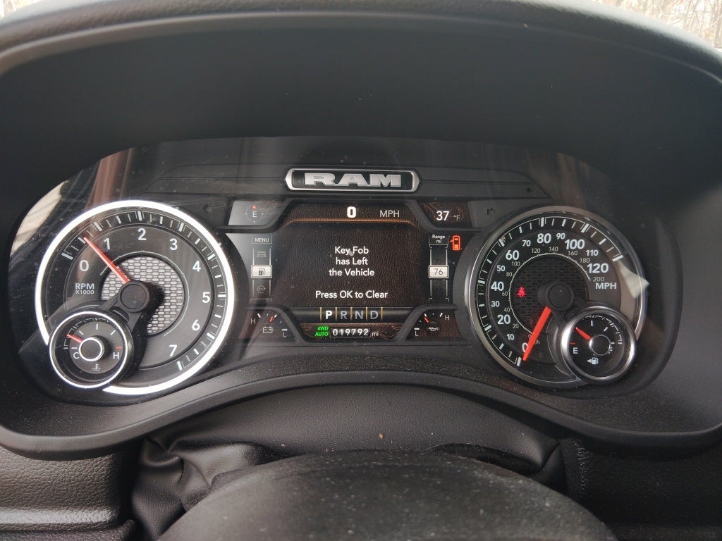 2024 RAM 1500 Big Horn Crew Cab 4x4 5'7' Box