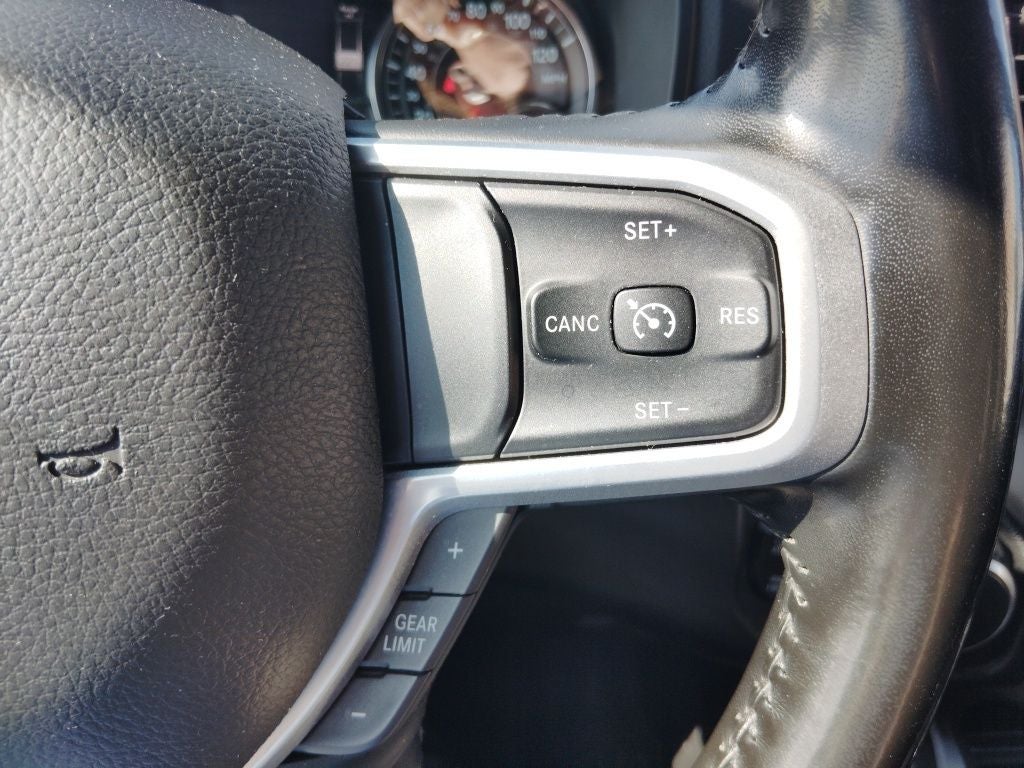 2021 RAM 1500 Big Horn Crew Cab 4x4 5'7' Box