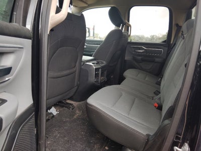 2020 RAM 1500 Big Horn Quad Cab 4x4 6'4' Box