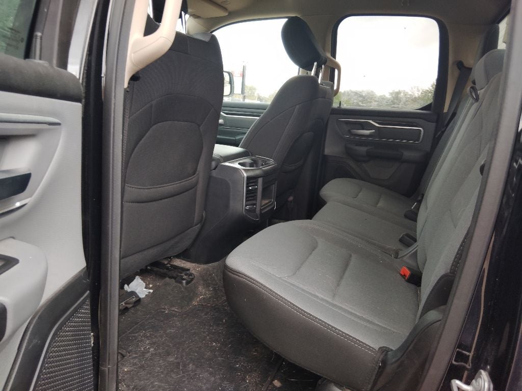 2020 RAM 1500 Big Horn Quad Cab 4x4 6'4' Box