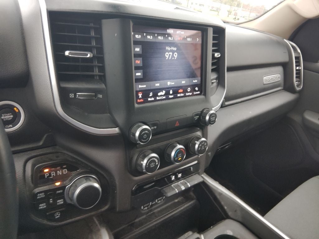 2020 RAM 1500 Big Horn Quad Cab 4x4 6'4' Box