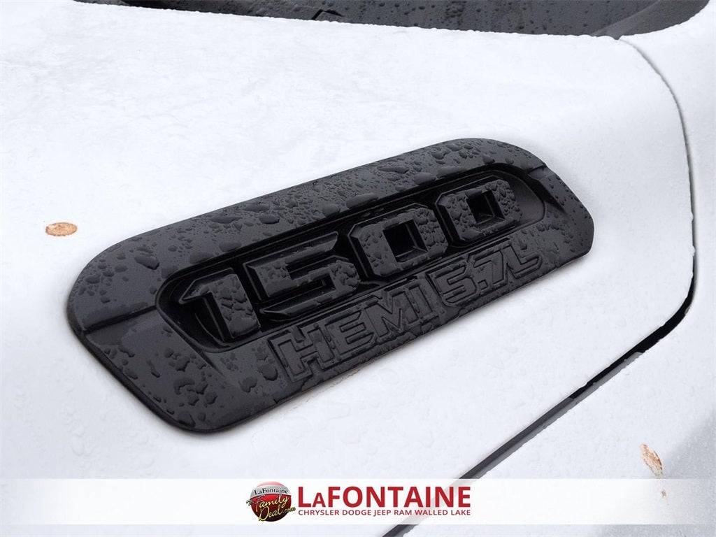 2022 RAM 1500 Big Horn Quad Cab 4x4 6'4' Box