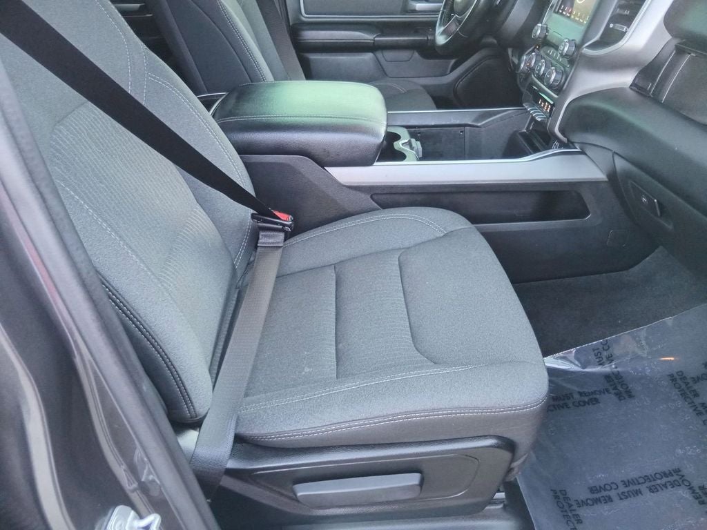2021 RAM 1500 Big Horn Crew Cab 4x4 5'7' Box