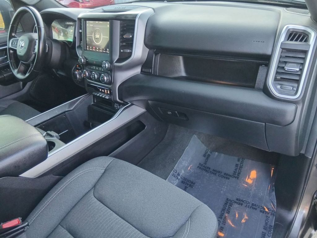 2021 RAM 1500 Big Horn Crew Cab 4x4 5'7' Box