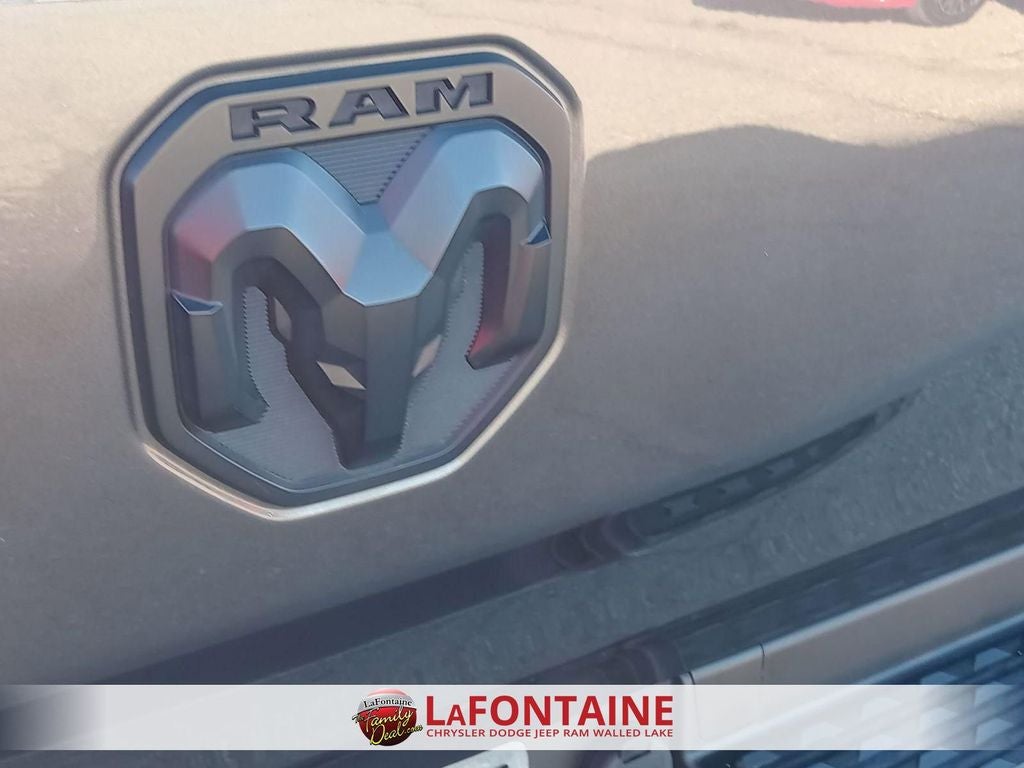 2021 RAM 1500 Big Horn Crew Cab 4x4 5'7' Box