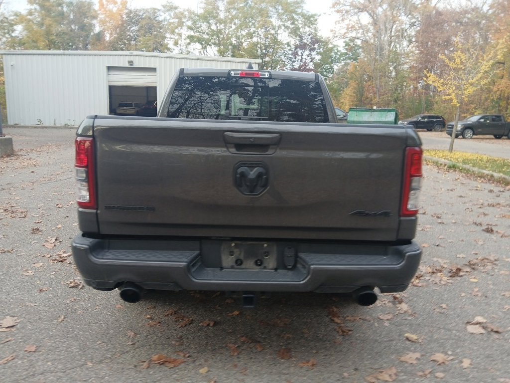 2020 RAM 1500 Big Horn Crew Cab 4x4 5'7' Box