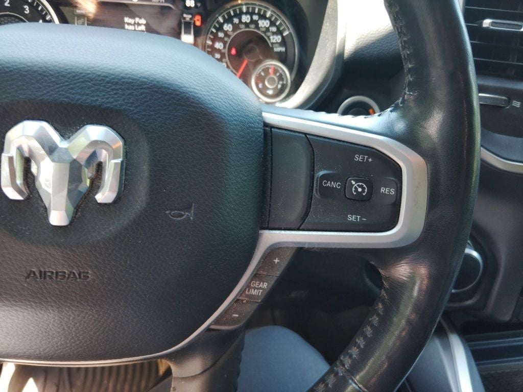 2021 RAM 1500 Big Horn Crew Cab 4x4 5'7' Box