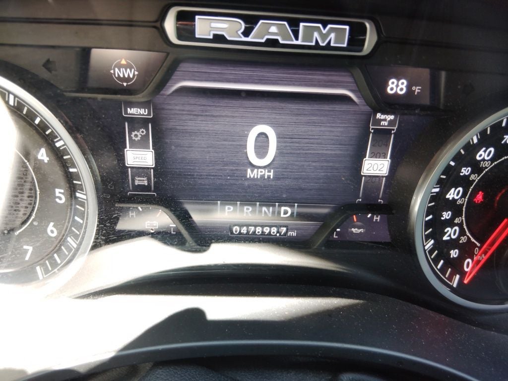 2021 RAM 1500 Big Horn Crew Cab 4x4 5'7' Box