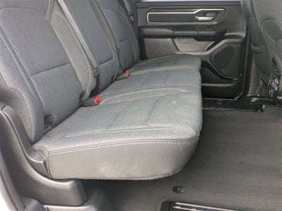 2020 RAM 1500 Big Horn Crew Cab 4x4 5'7' Box