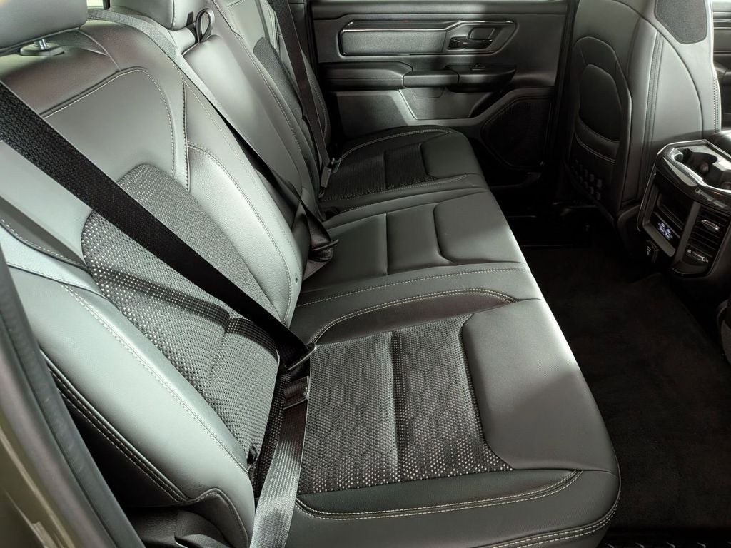 2021 RAM 1500 Big Horn Crew Cab 4x4 5'7' Box