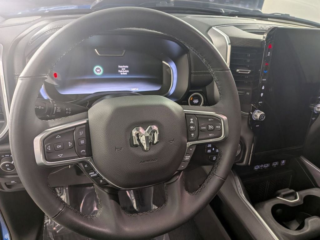 2026 RAM 1500 Laramie Crew Cab 4x4 5'7' Box