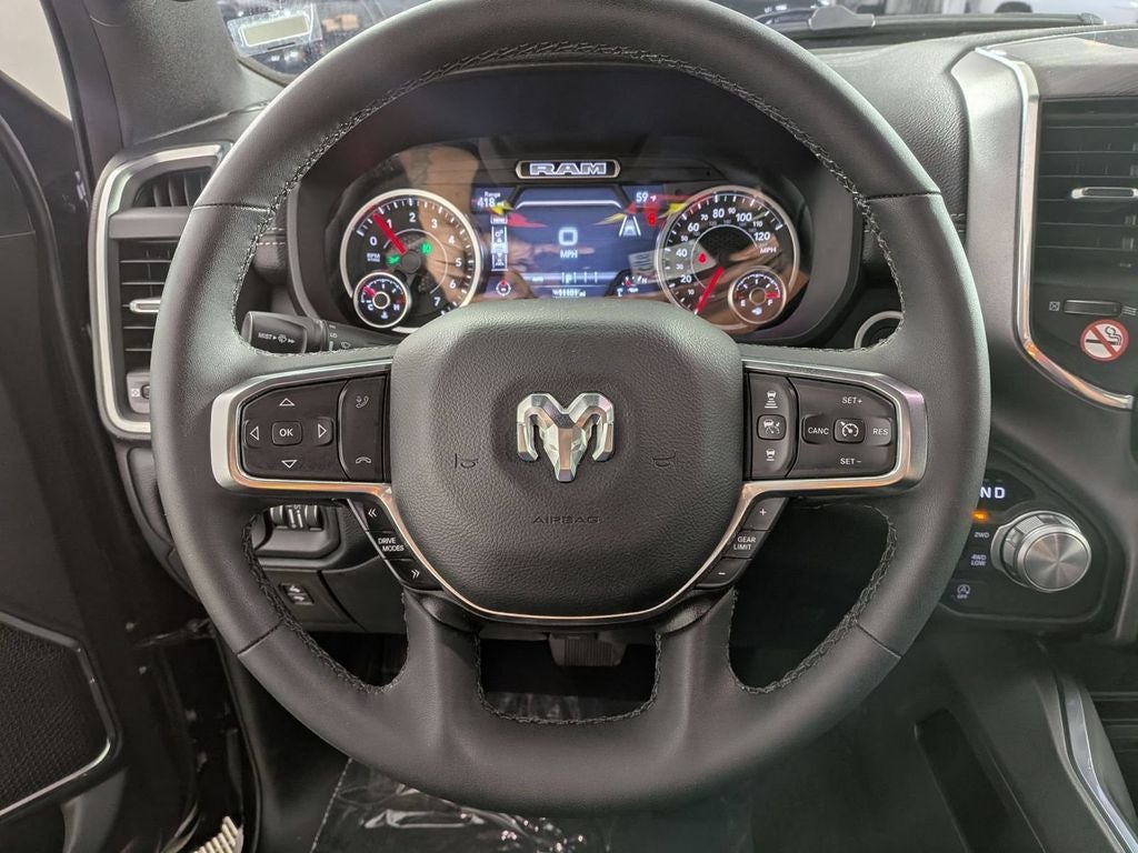2026 RAM 1500 Laramie Crew Cab 4x4 5'7' Box