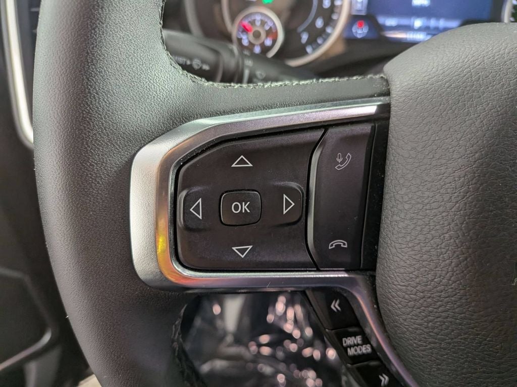 2026 RAM 1500 Laramie Crew Cab 4x4 5'7' Box