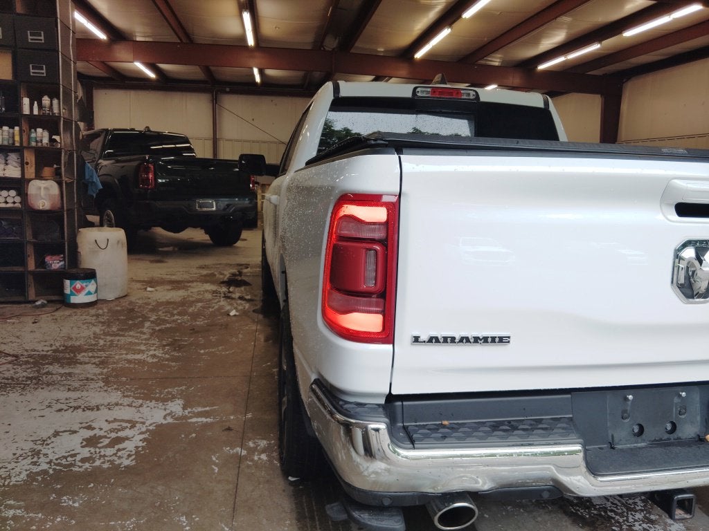 2023 RAM 1500 Laramie Crew Cab 4x4 5'7' Box