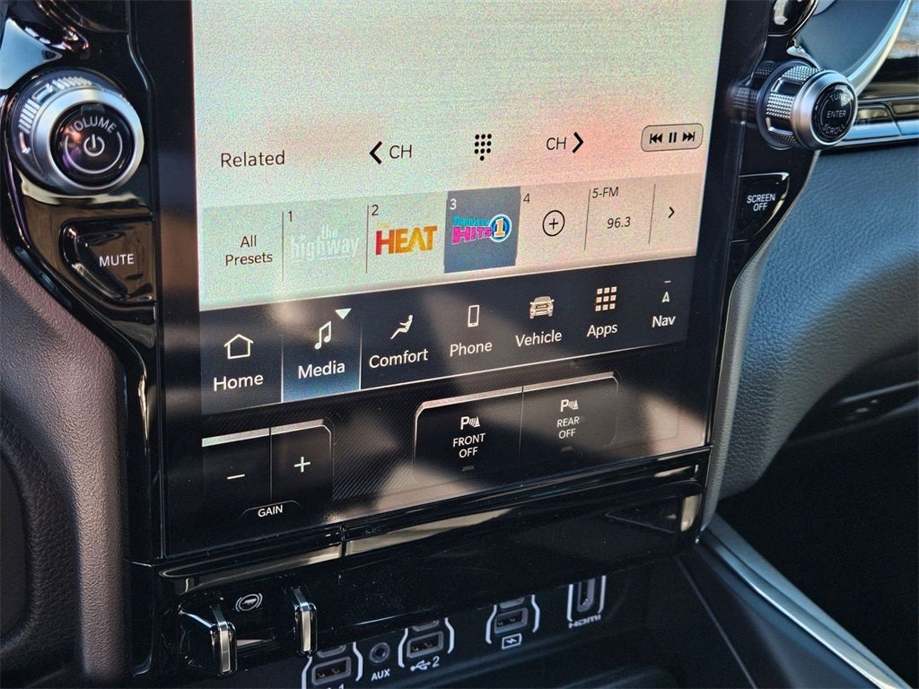 2026 RAM Ram 1500 RAM 1500 LARAMIE CREW CAB 4X4 5'7' BOX