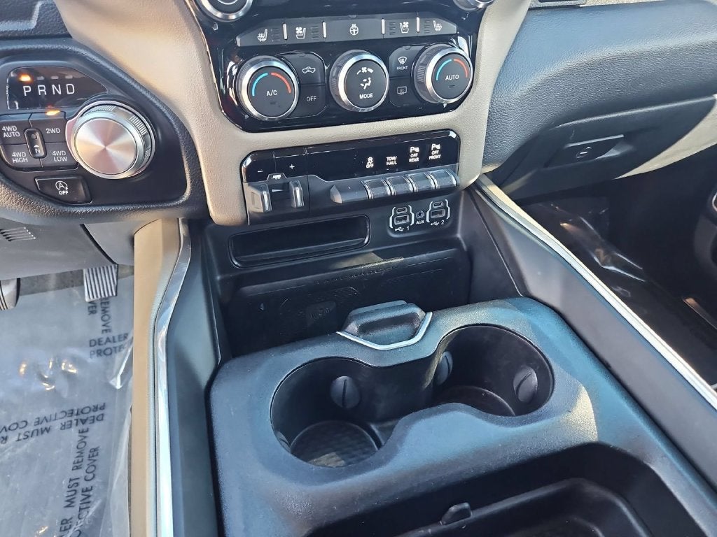 2021 RAM 1500 Laramie Crew Cab 4x4 5'7' Box