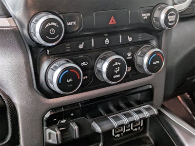 2020 RAM 1500 Big Horn Crew Cab 4x4 6'4' Box