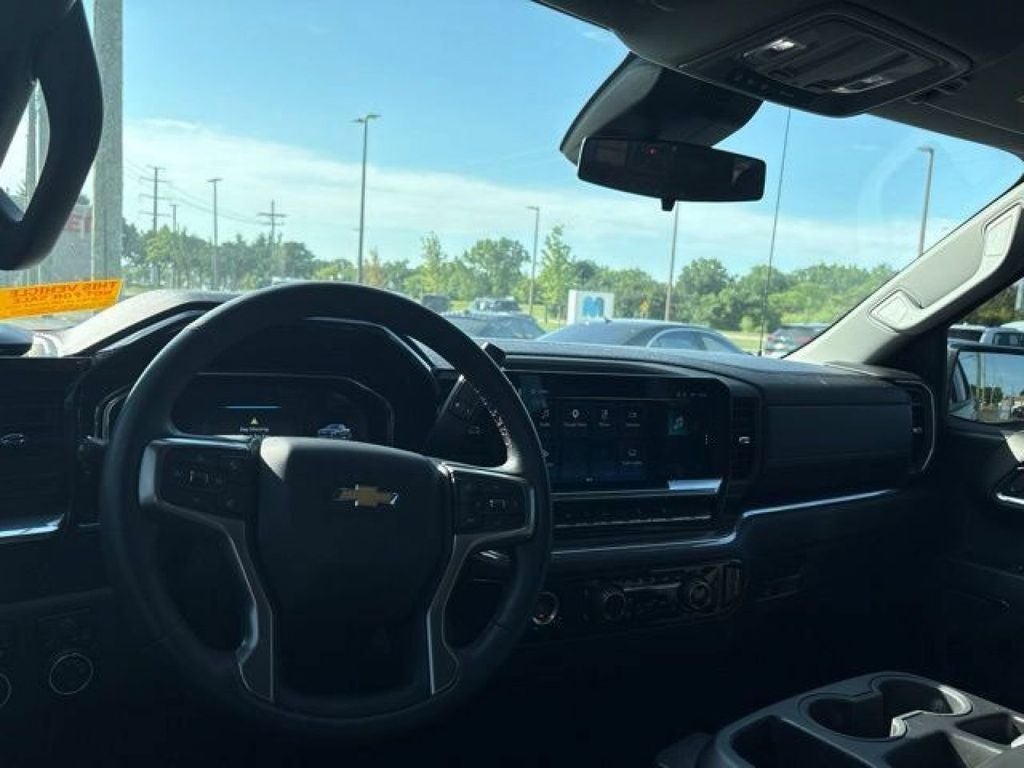 2024 Chevrolet Silverado 1500 4WD Crew Cab Short Bed LT with 2FL
