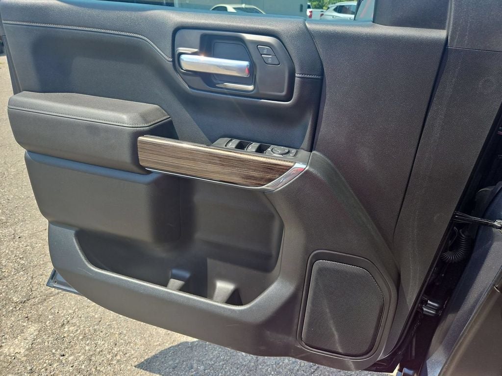 2021 Chevrolet Silverado 1500 4WD Crew Cab Short Bed LT with 2FL
