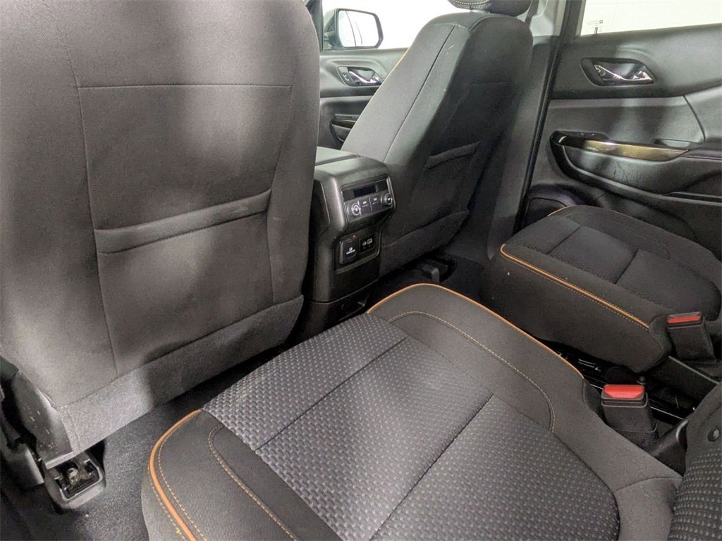 2023 GMC Acadia AWD AT4