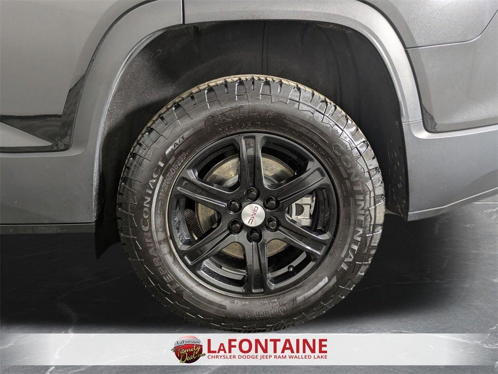 2023 GMC Acadia AWD AT4