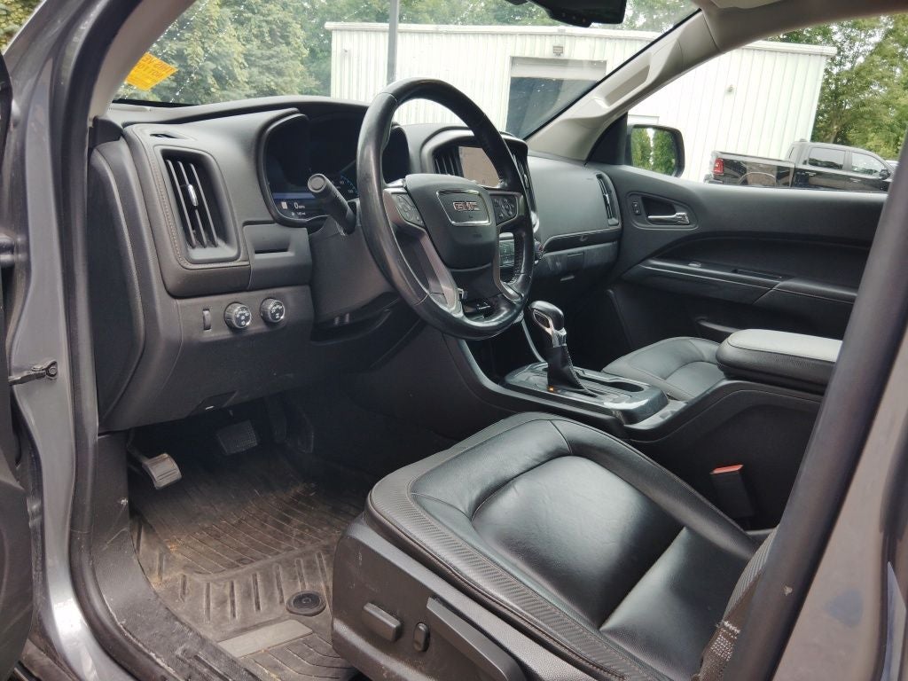 2022 GMC Canyon 4WD Crew Cab Short Box AT4 - Leather