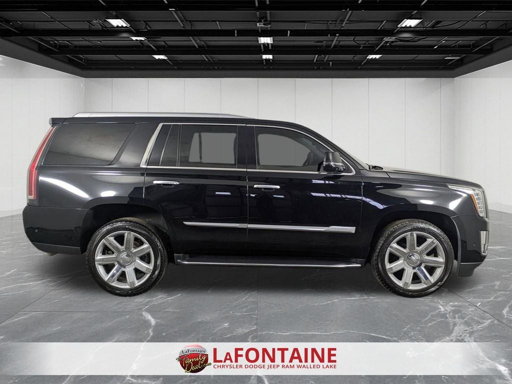 2020 Cadillac Escalade 4WD Luxury