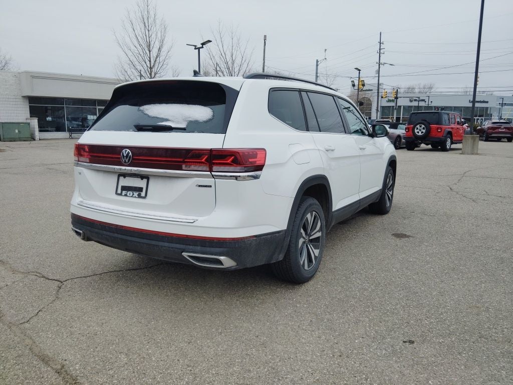 2024 Volkswagen Atlas 2.0T SE