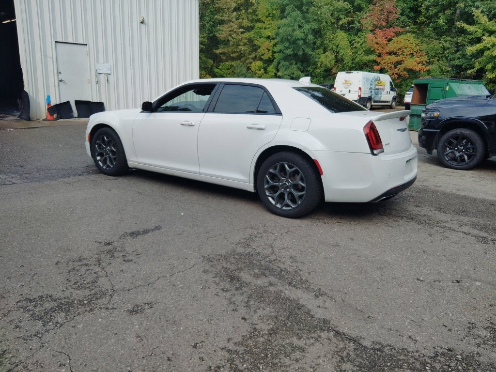 2016 Chrysler 300 300S