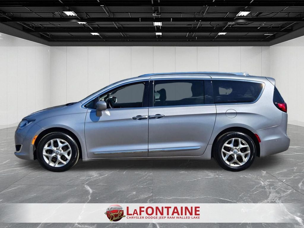 Certified 2019 Chrysler Pacifica Touring L with VIN 2C4RC1BG2KR541249 for sale in Walled Lake, MI