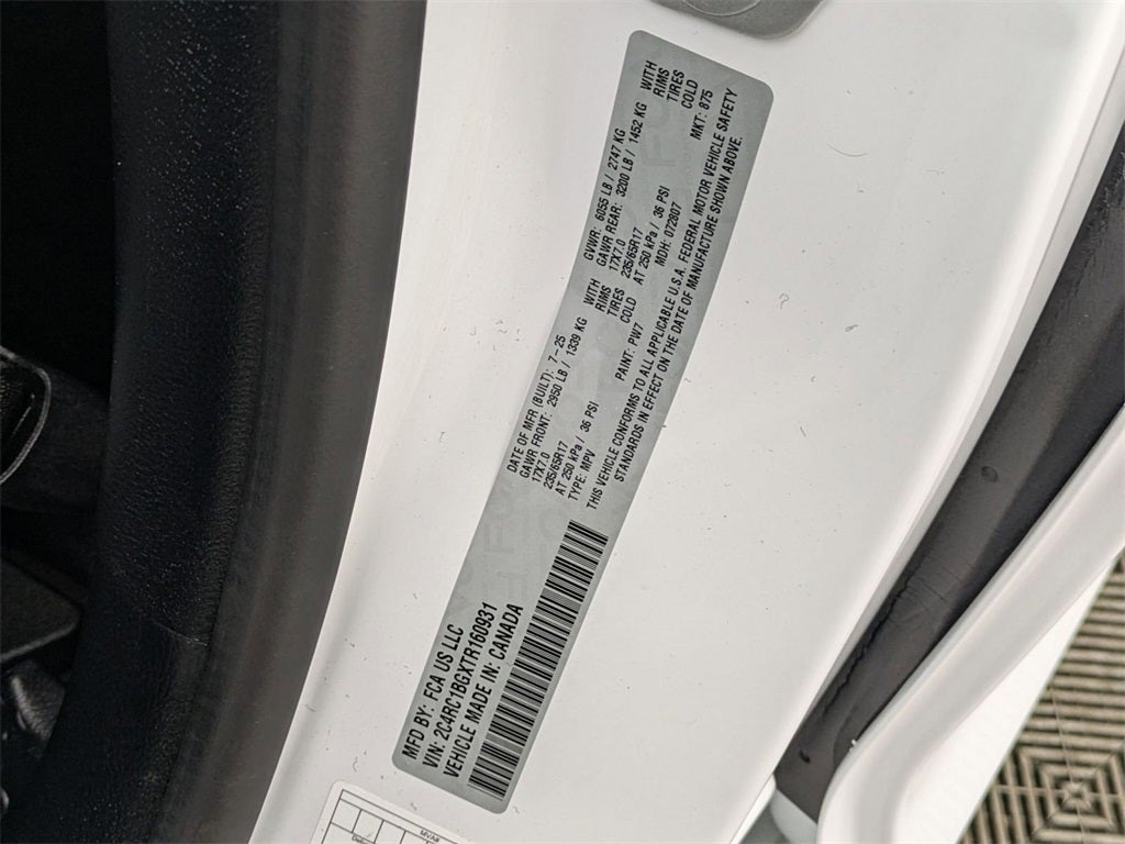 2026 Chrysler Pacifica Select