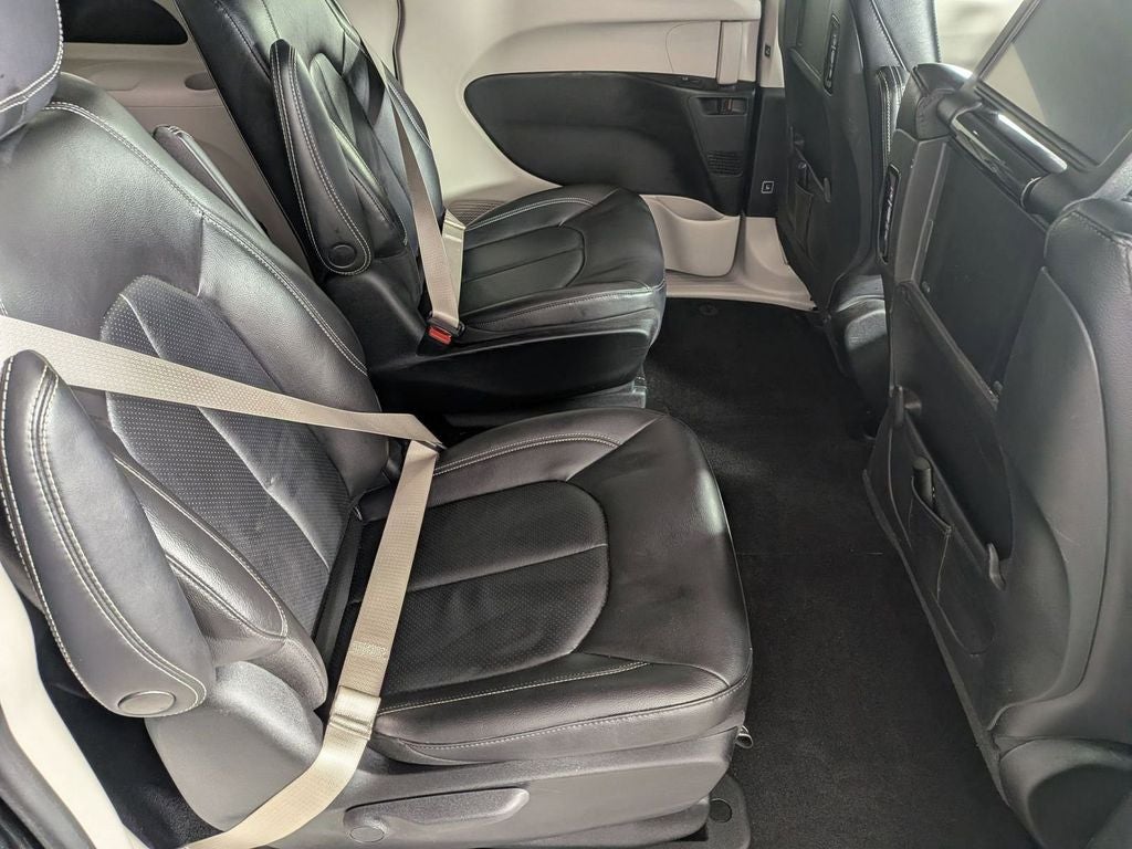 2022 Chrysler Pacifica Hybrid Touring L
