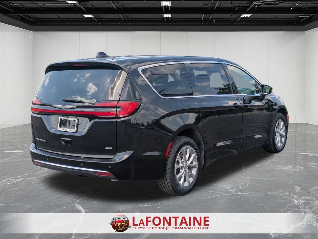 2023 Chrysler Pacifica Touring L AWD