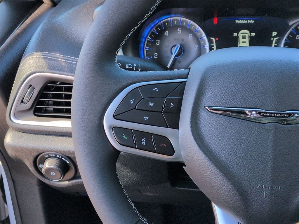 2026 Chrysler Pacifica PACIFICA SELECT AWD