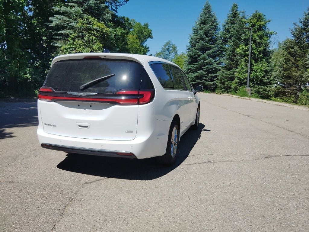 2023 Chrysler Pacifica Touring L AWD
