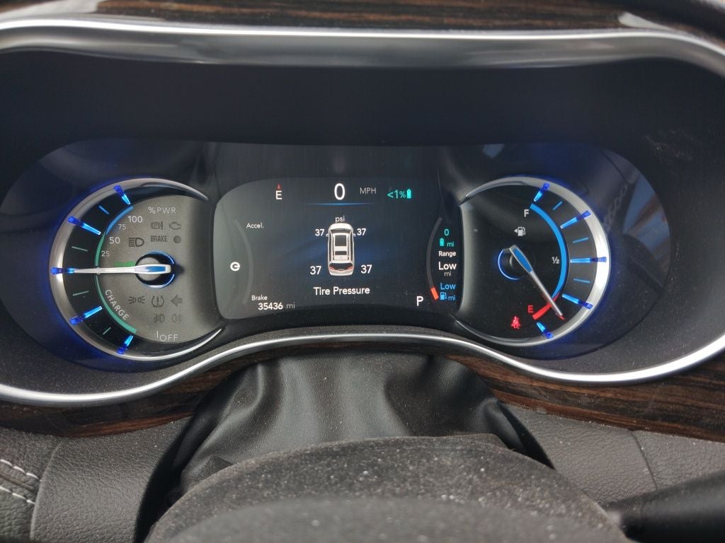 2023 Chrysler Pacifica Limited AWD