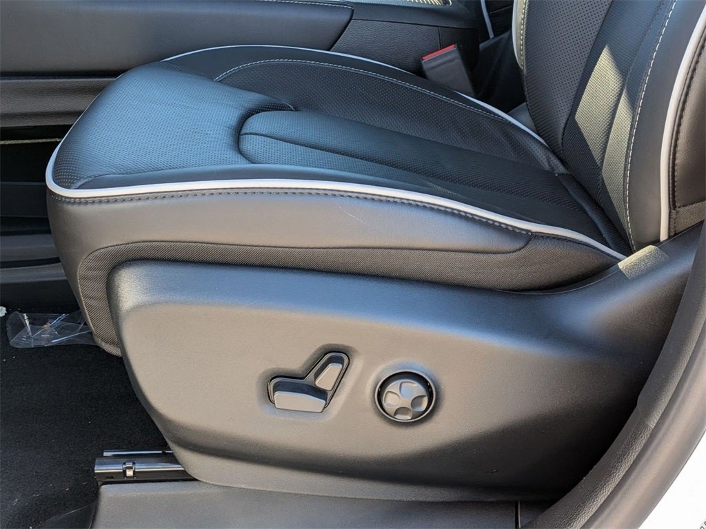 2026 Chrysler Pacifica PACIFICA LIMITED AWD